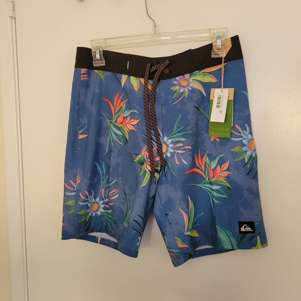 NWT Quiksilver Men's Tropical Blue Board Shorts - Size 28
